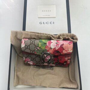Gucci Floral, Mini Bacchus Shoulder Bag, 6.45 inches in length, 3.93 inches